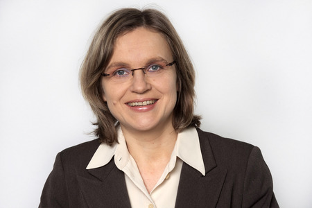 stellv. Geschäftsführung: Dr. Karla Neschke stellv. Geschäftsführung: Dr. Karla Neschke